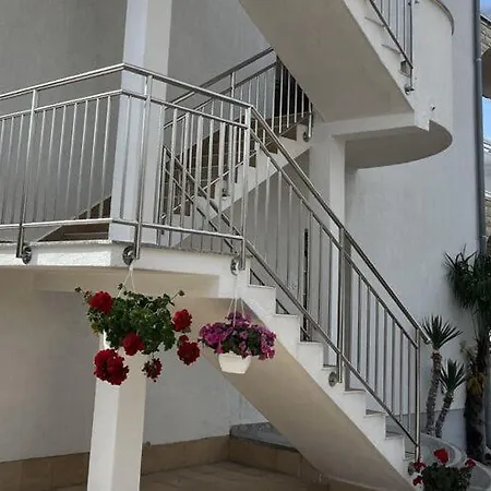 Apartman Adelheid In Biograd Near Drazica